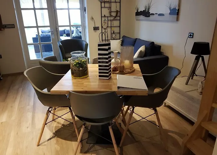 Het Gildehuis Met Sauna En Jacuzzi