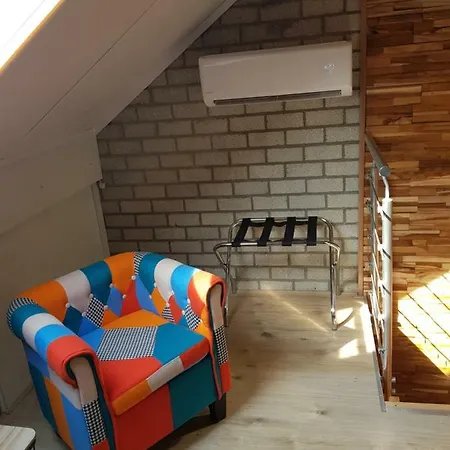 Het Gildehuis Met Sauna En Jacuzzi 아파트